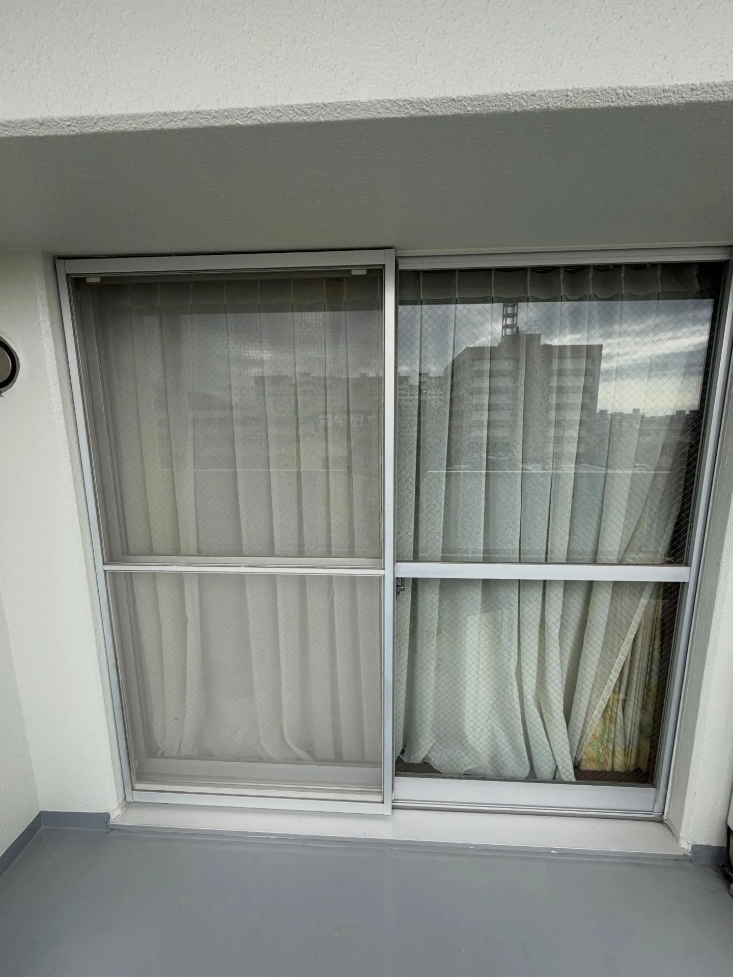 窓、最後にちゃんと掃除したのいつですか？