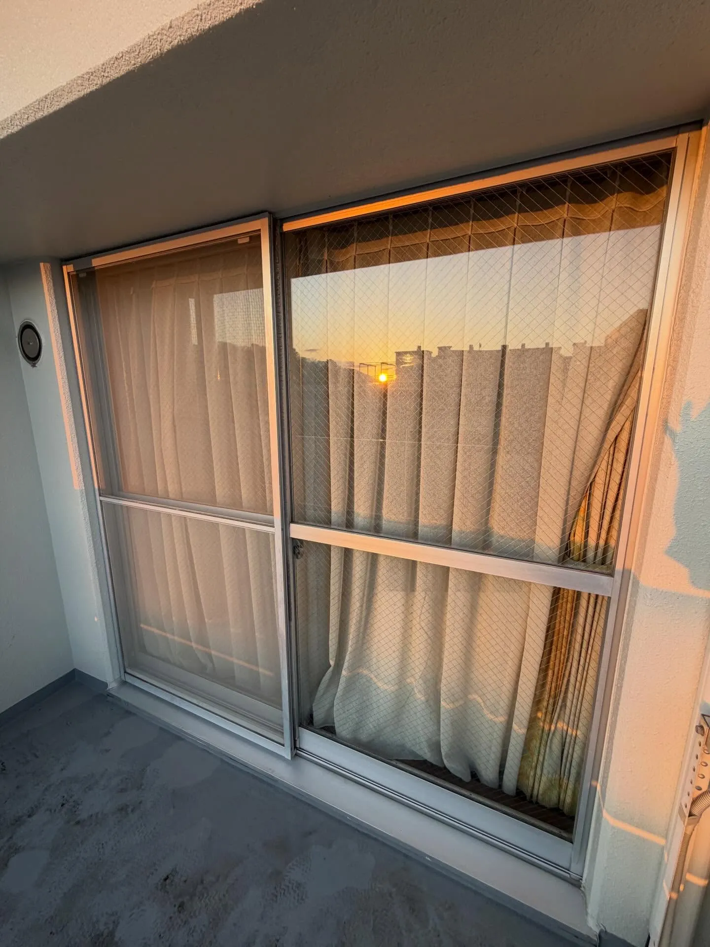 窓、最後にちゃんと掃除したのいつですか？