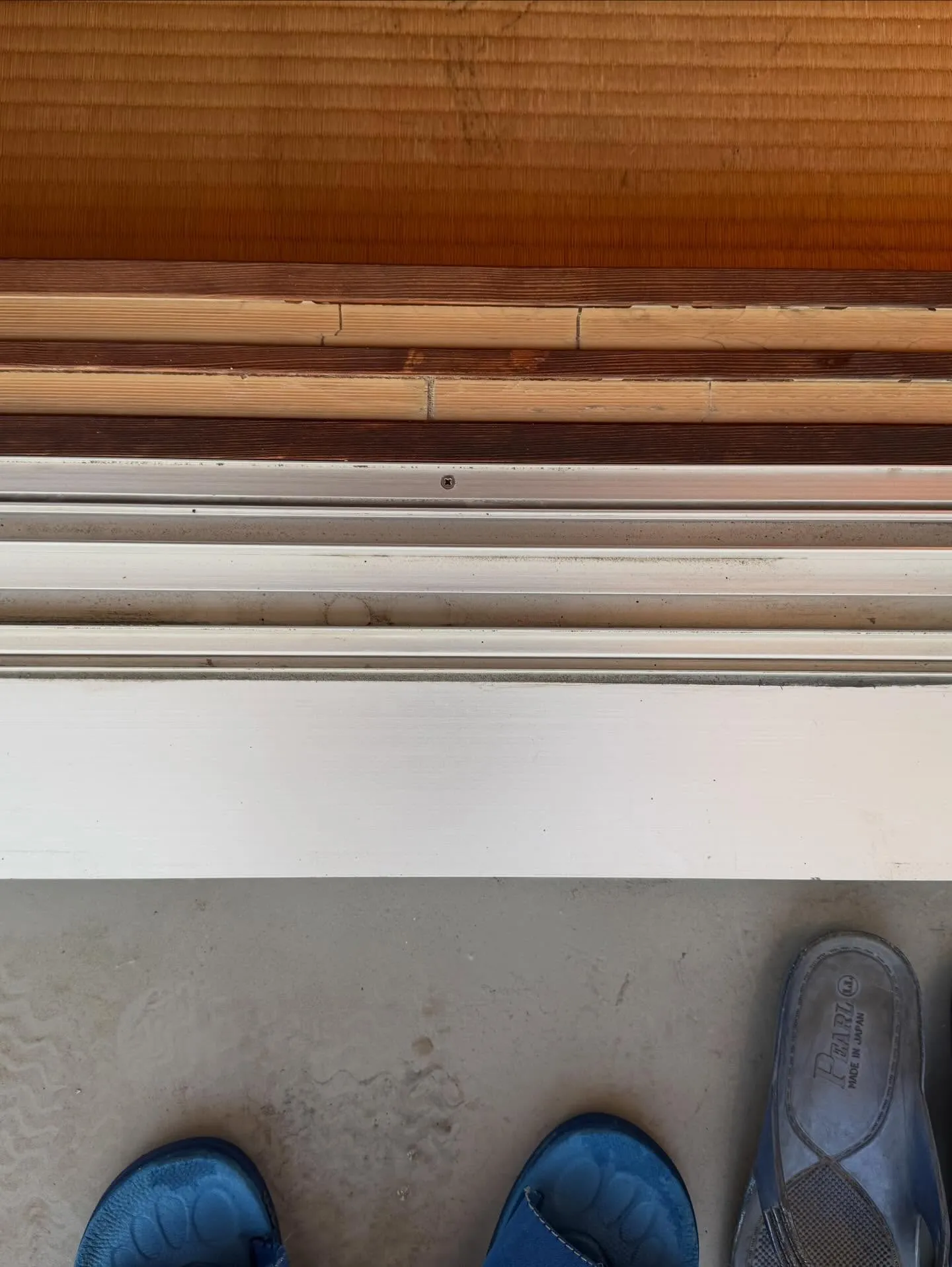 窓、最後にちゃんと掃除したのいつですか？