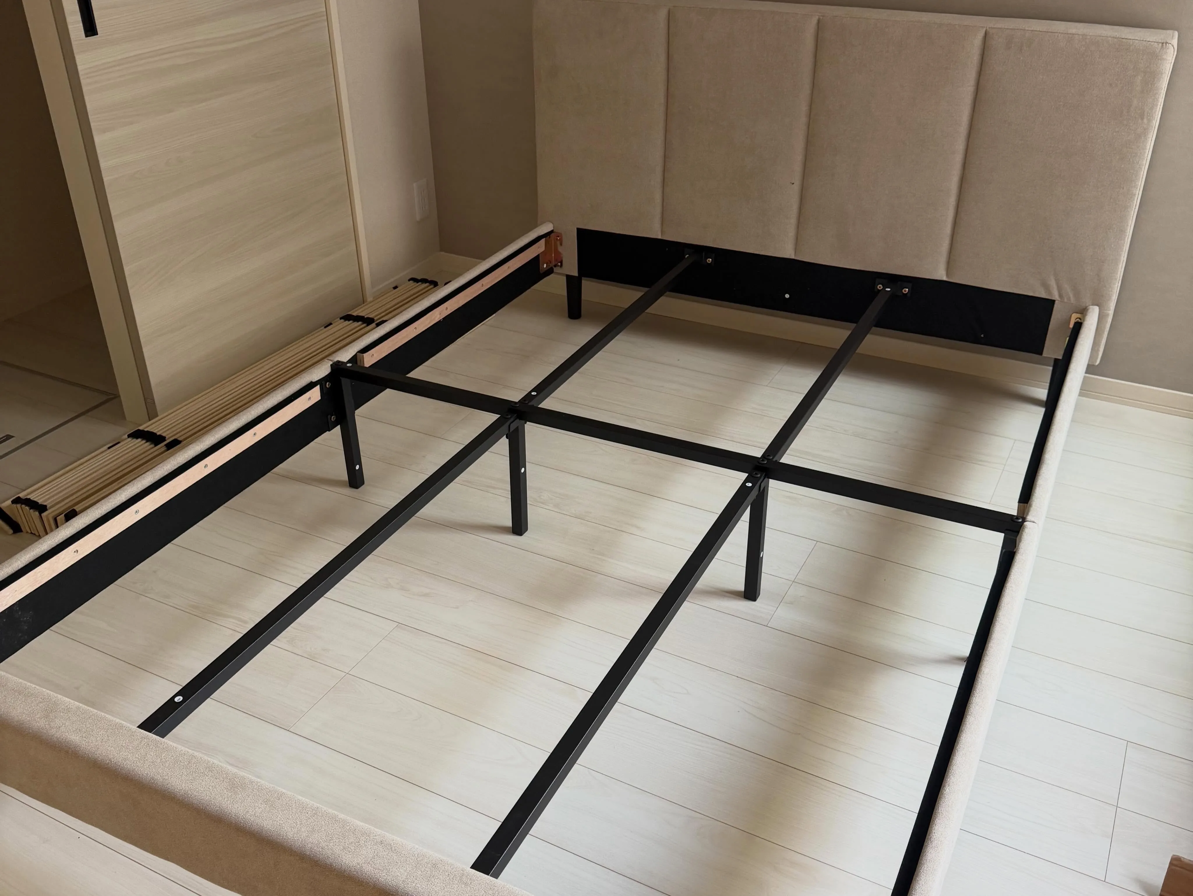 ベッドの組み立て🛏️